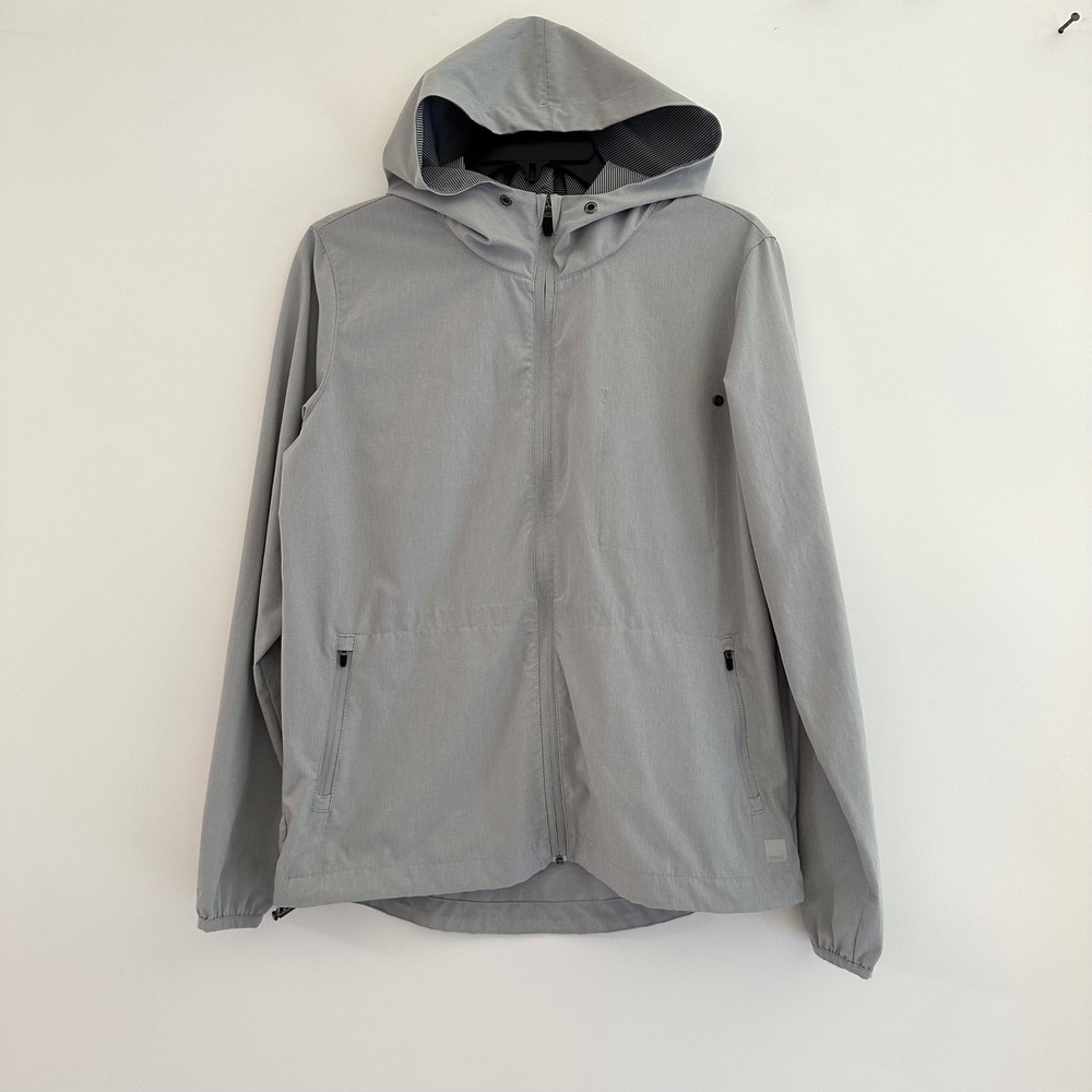 Vuori Womens Outdoor Tranier Shell Jacket Small Gray Hooded Full Zip Windbreaker